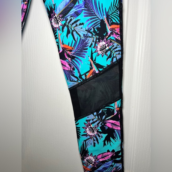 New Women's Superdry Active Mesh 7/8 Lucy Tropical Print Yoga Workout Size 8 - Picture 7 of 9